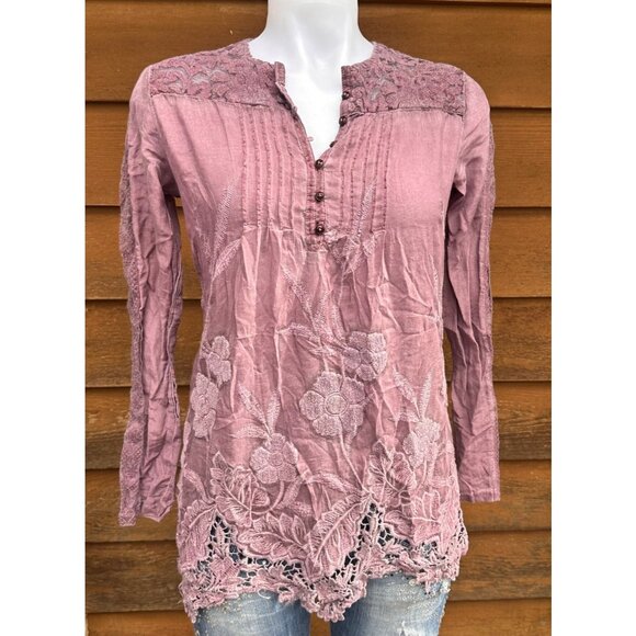 Tregene Tops - Tregene Silk Lace Embroidered Floral Blouse Shirt Size S